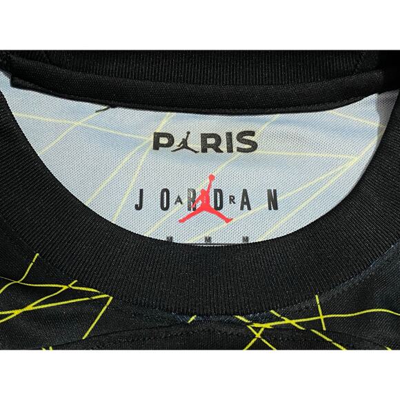 NEW Nike Jordan Paris Saint Germain 4th Jersey 22/23 — Size Medium — AUTHENTIC - Picture 12 of 14
